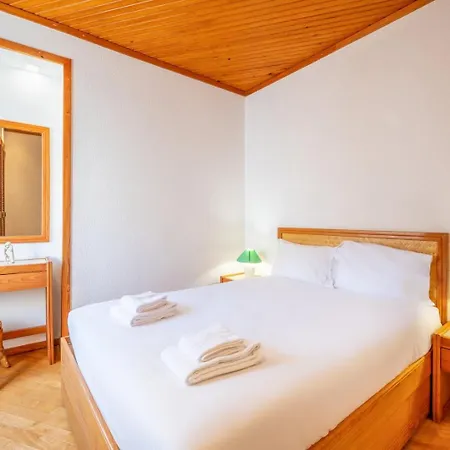 Апартаменты Guestready - Rustic Serene In Palma Лиссабон